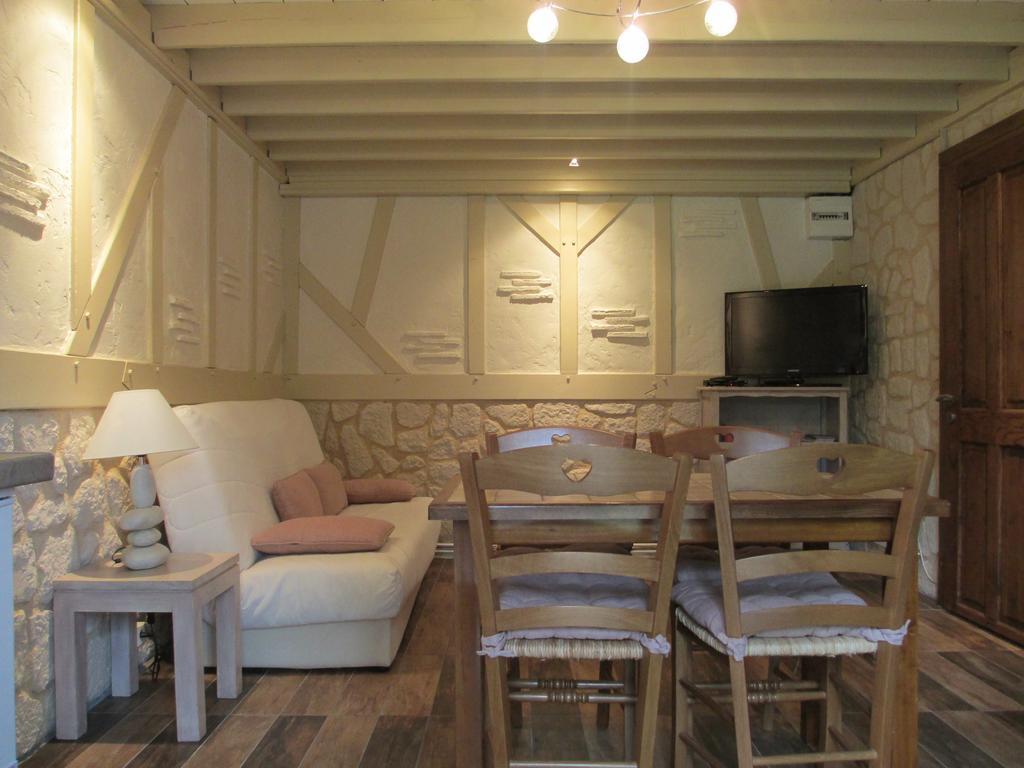Gites Les Colombages Fatouville-Grestain Номер фото